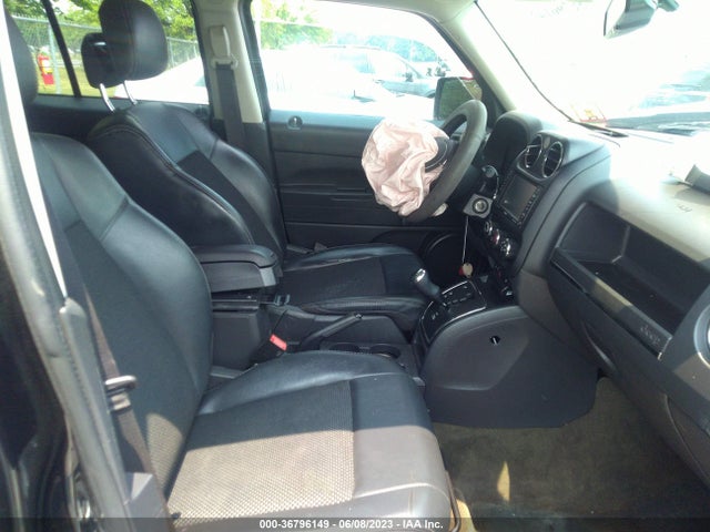 1C4NJPBA5GD800958 Jeep Patriot Sport Se