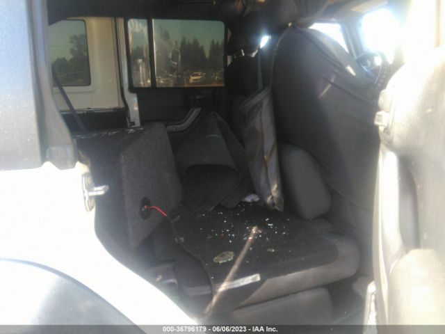 1C4BJWDG4GL342141 Jeep Wrangler Unlimited Sport