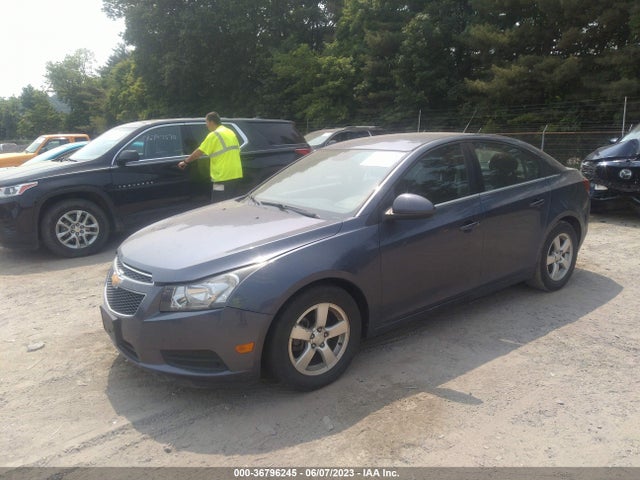 Chevrolet Cruze 1lt 2014 1G1PC5SB1E7132967 Image 2