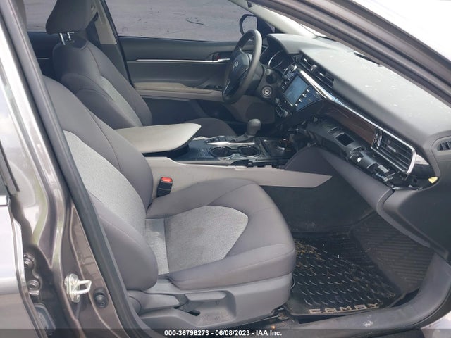 2020 TOYOTA CAMRY LE VIN: 4T1C11BK8LU005471