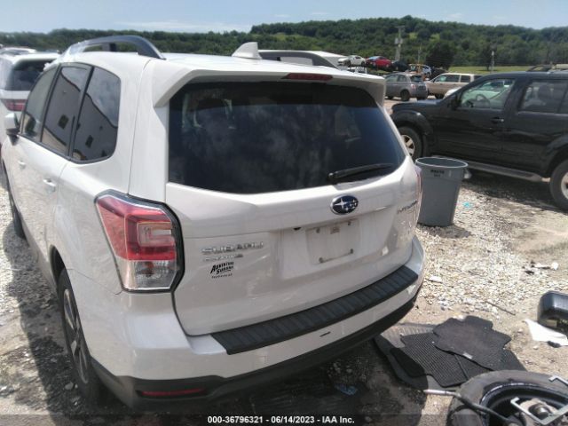 JF2SJAEC1HH447126 Subaru Forester Premium
