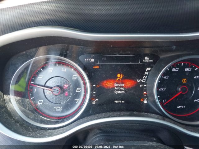 2C3CDXHG2FH928641 Dodge Charger Sxt