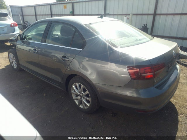 3VWDB7AJ8HM310625 Volkswagen Jetta 1.4t Se