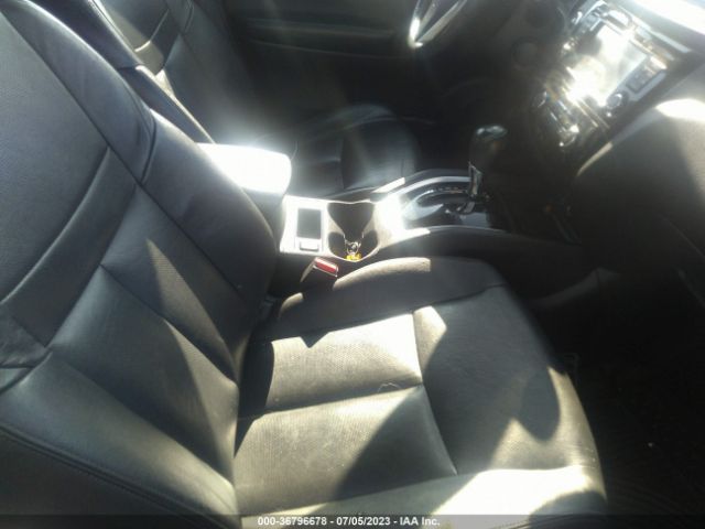 5N1AT2MV5FC799242 Nissan Rogue Sl