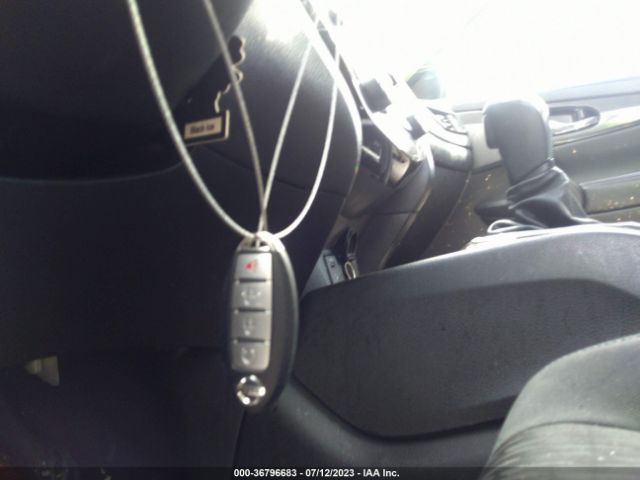JN8AT2MT4HW132798 Nissan ROGUE SV