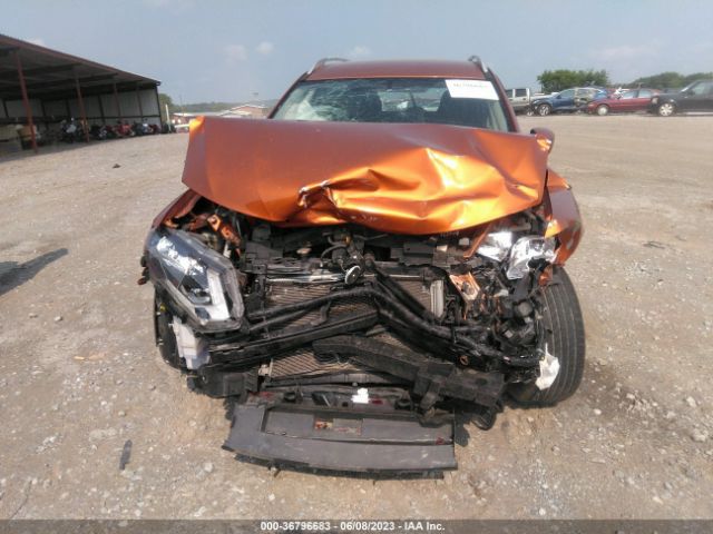 JN8AT2MT4HW132798 Nissan ROGUE SV