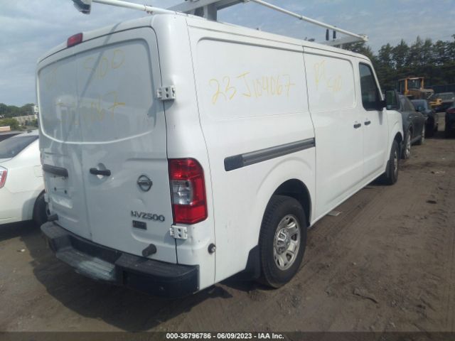 1N6BF0KX0EN106523 Nissan Nv Sv