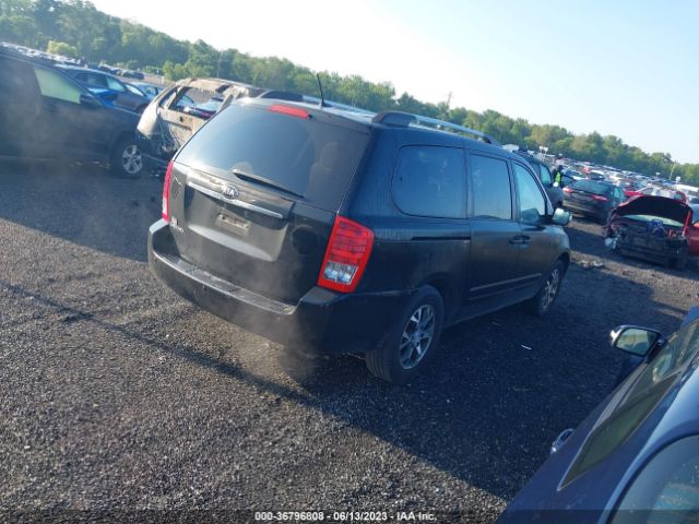 KNDMG4C71E6558683 KIA SEDONA LX