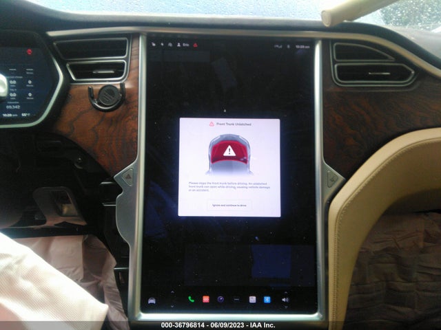 Tesla Model X 90d/75d/100d 2017 5YJXCBE21HF053895 Image 9