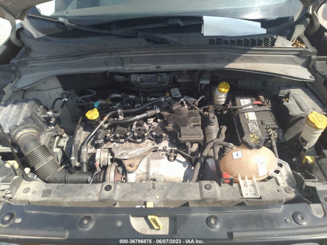 ZACCJABH0FPB65326 Jeep Renegade Latitude