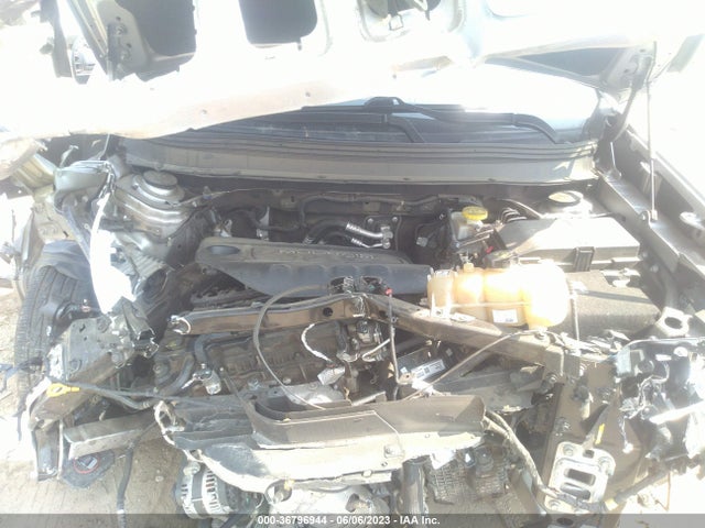 1C4PJLCB1KD204716 Jeep Cherokee Latitude