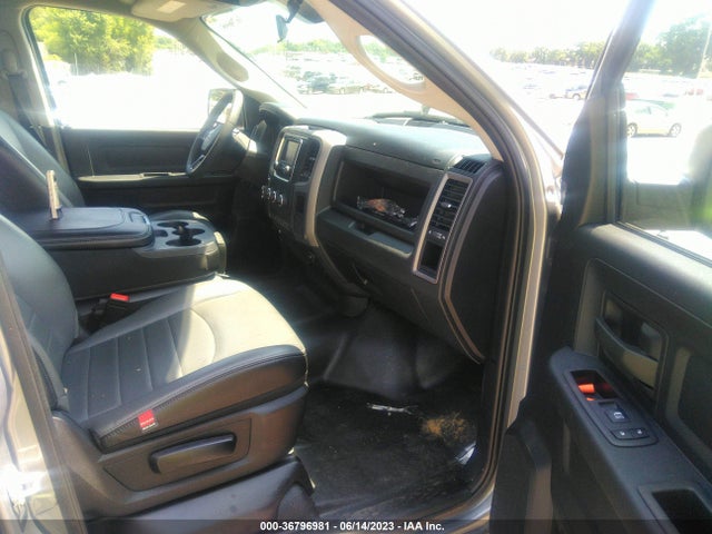 3C6RR7KG0NG284644 RAM 1500 Classic Tradesman