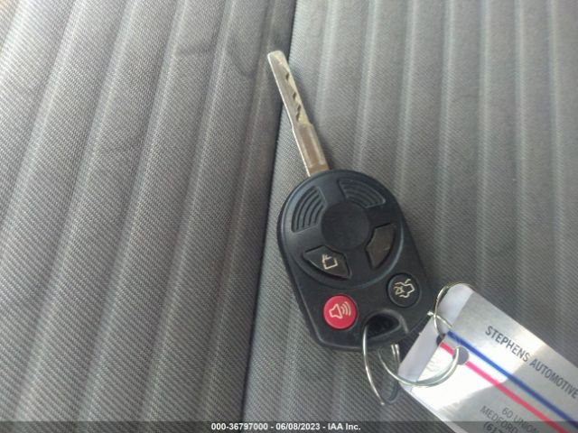 1FMCU0G98HUB91673 Ford ESCAPE SE