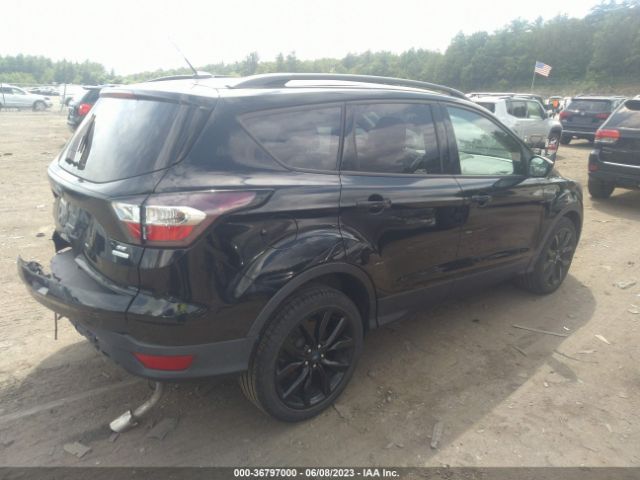 1FMCU0G98HUB91673 Ford ESCAPE SE