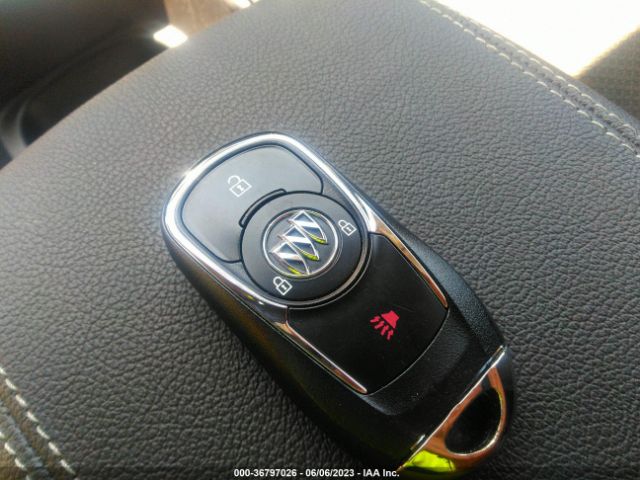W04GL6SX2J1057728 Buick Regal Sportback Preferred