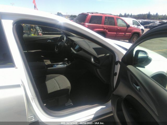 W04GL6SX2J1057728 Buick Regal Sportback Preferred