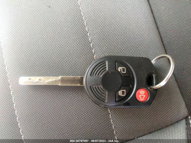 1FMCU9G94EUE53978 Ford ESCAPE SE