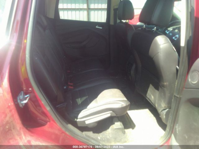 1FMCU9J90GUB61403 Ford Escape Titanium