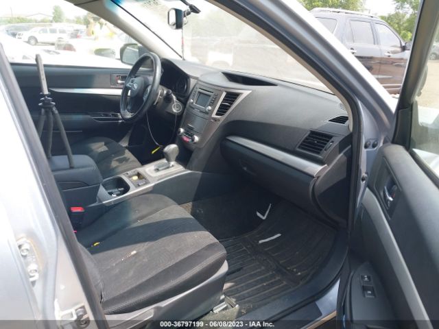 4S4BRCCC0E3261670 Subaru Outback 2.5i Premium