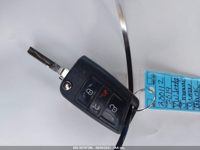 3VWN57BU4KM178491 Volkswagen JETTA S