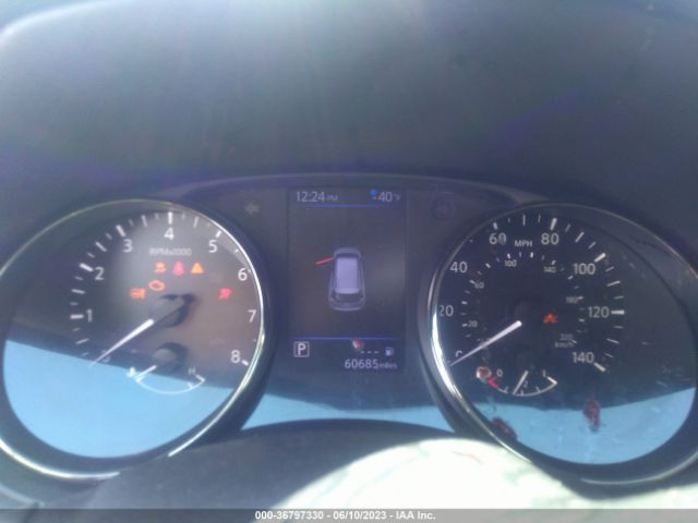 JN8AT2MV7JW321565 Nissan Rogue Sl