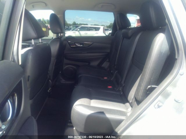 JN8AT2MV7JW321565 Nissan Rogue Sl