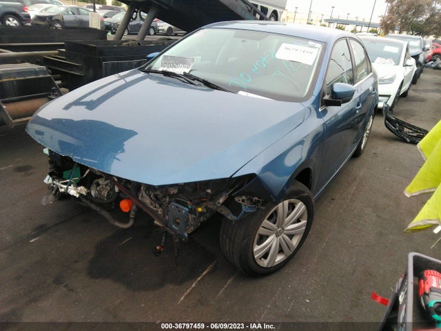3VW2B7AJ4HM355598 Volkswagen 1.4 tsi