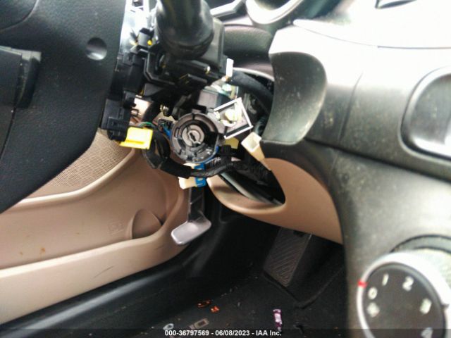 KNAGM4A7XF5642837 KIA Optima Lx