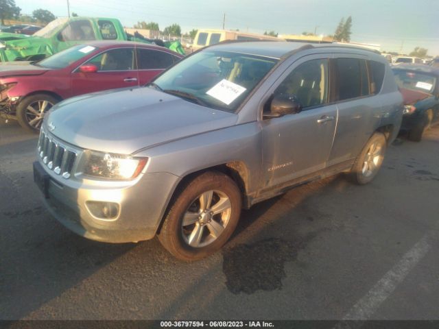 1C4NJDBB2FD303002 Jeep Compass Sport
