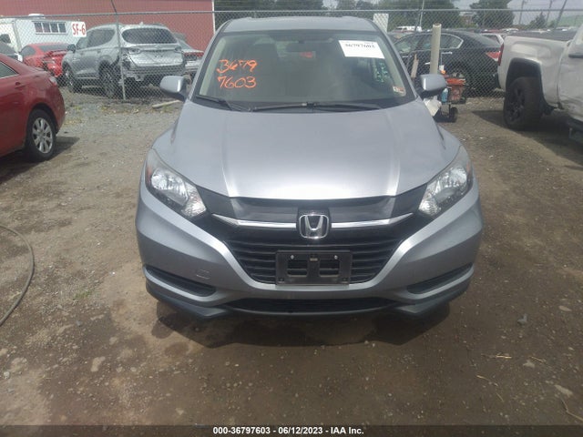 Honda HR-V LX 2018 3CZRU6H31JG703143 Image 12