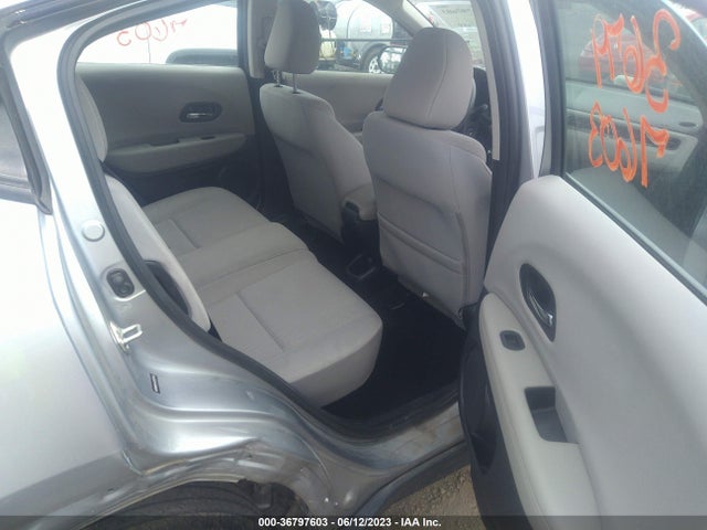 Honda HR-V LX 2018 3CZRU6H31JG703143 Image 8