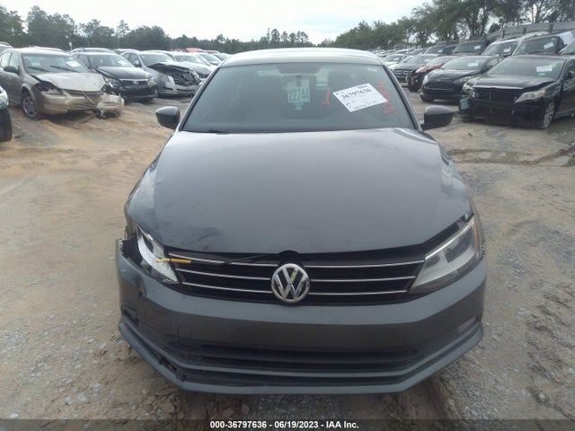 3VWD17AJ7GM333167 Volkswagen Jetta Sedan 1.8t Sport