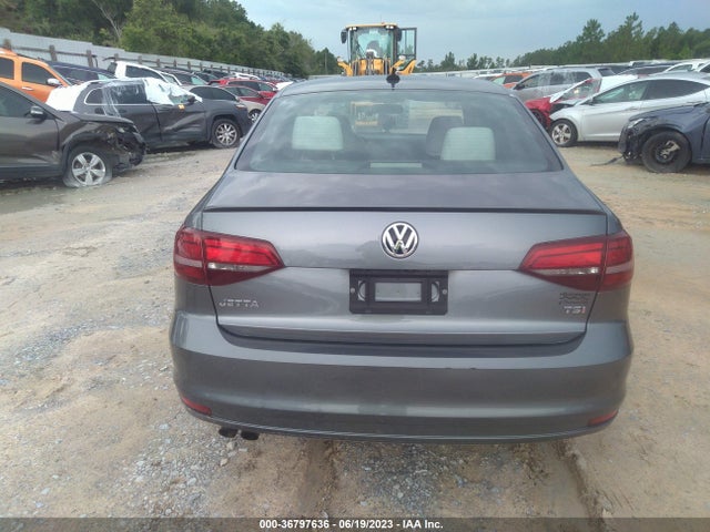 3VWD17AJ7GM333167 Volkswagen Jetta Sedan 1.8t Sport