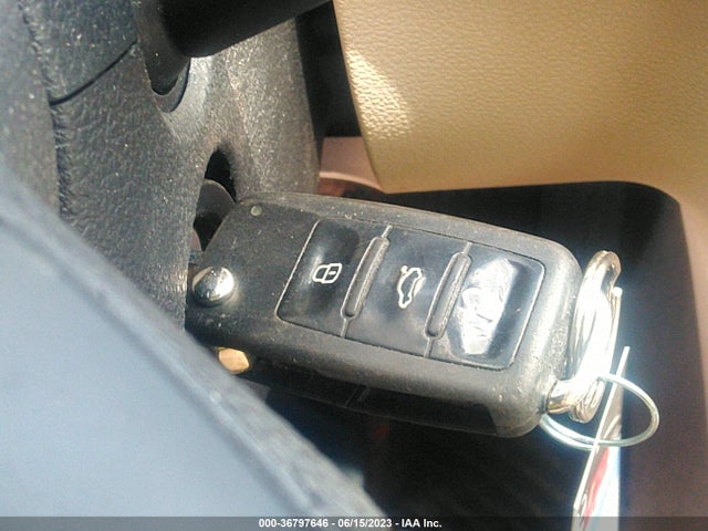 2013 VOLKSWAGEN PASSAT SE W/SUNROOF VIN: 1VWBP7A34DC012062