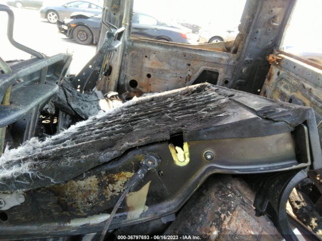 5TFLA5DB4NX056637 Toyota Tundra Sr5