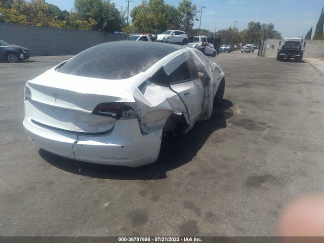 Tesla Model 3 Long Range 2021 5YJ3E1EB8MF938088 Image 4