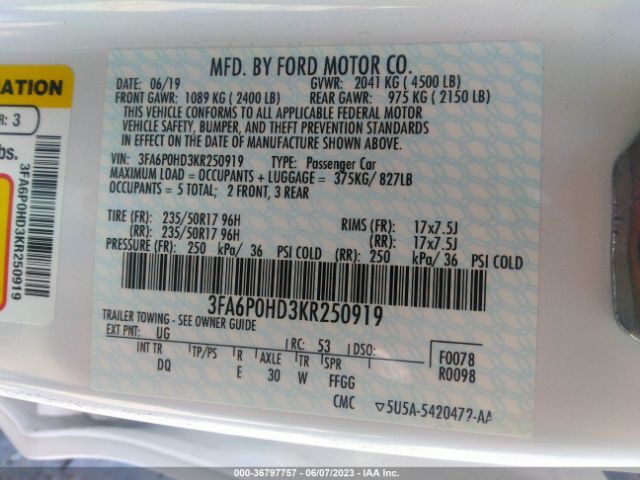 3FA6P0HD3KR250919 Ford FUSION SE