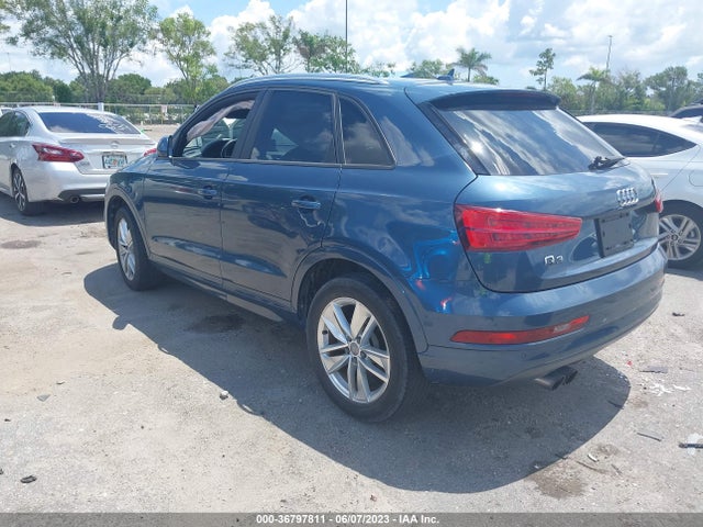WA1BCCFS6HR005229 Audi Q3 PREMIUM