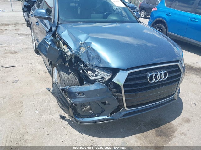 WA1BCCFS6HR005229 Audi Q3 PREMIUM