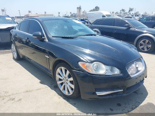 2010 JAGUAR XF SAJWA0GB7ALR75000 Photo 0