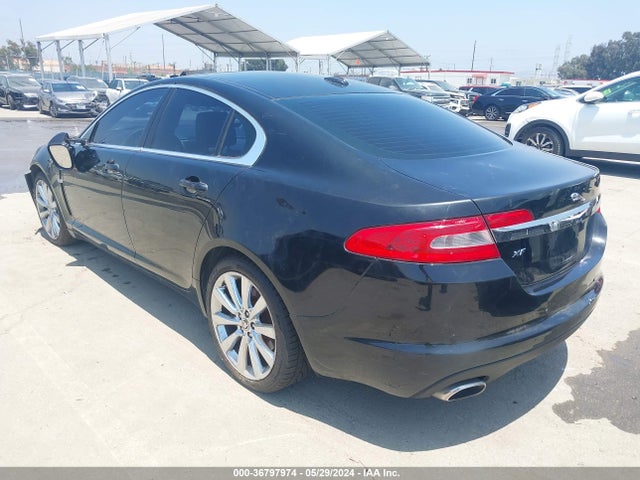 2010 JAGUAR XF SAJWA0GB7ALR75000 Photo 2