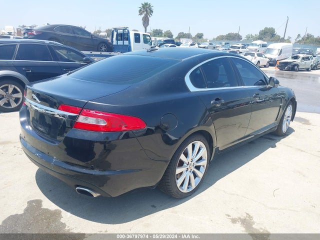 2010 JAGUAR XF SAJWA0GB7ALR75000 Photo 3