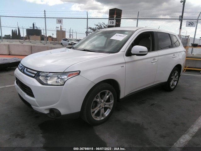 JA4JZ4AX7EZ005156 Mitsubishi OUTLANDER GT