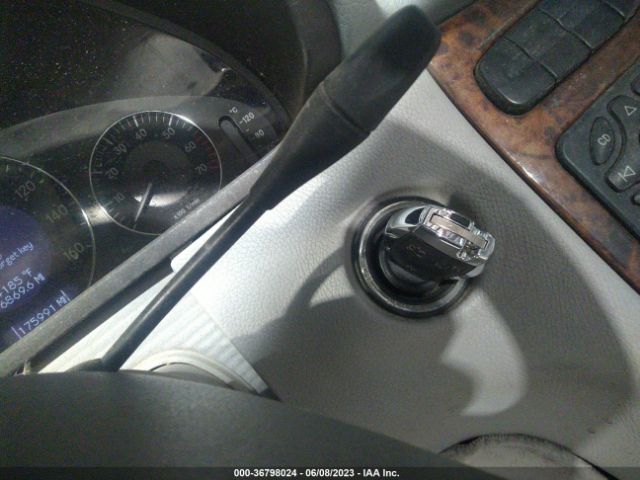 2004 MERCEDES-BENZ CLK-CLASS WDBTK75G24T025765 Photo 10