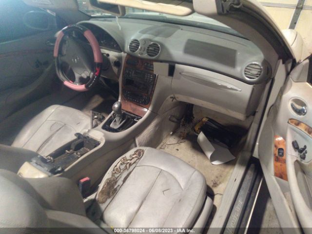 2004 MERCEDES-BENZ CLK-CLASS WDBTK75G24T025765 Photo 4