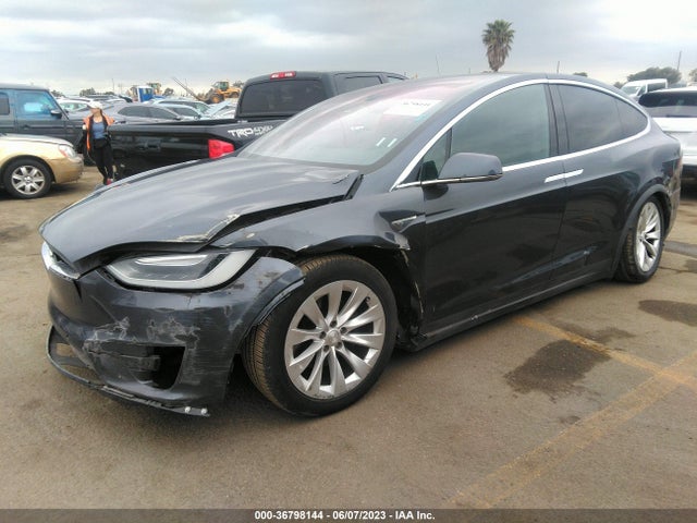 5YJXCAE2XGF019821 Tesla Model X 70d/90d/75d/60d