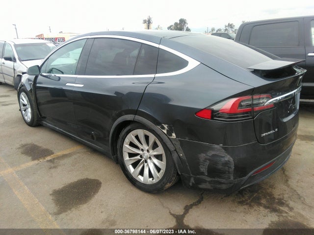 5YJXCAE2XGF019821 Tesla Model X 70d/90d/75d/60d