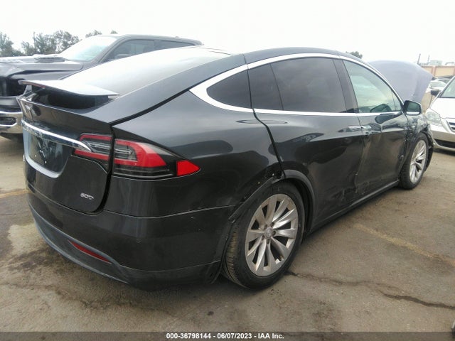 5YJXCAE2XGF019821 Tesla Model X 70d/90d/75d/60d