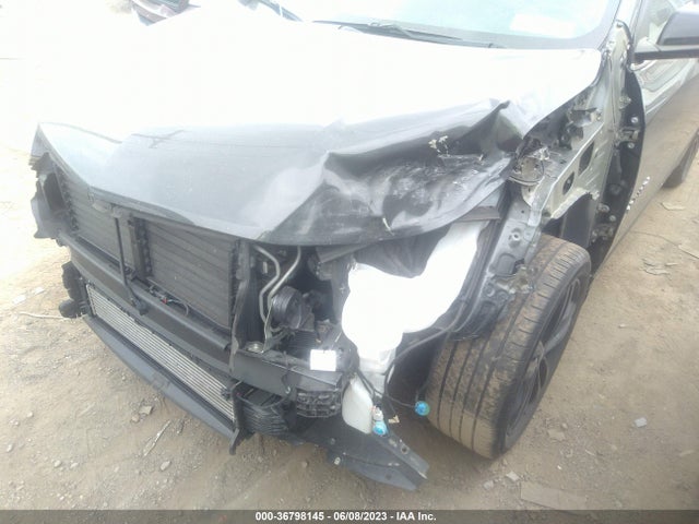 Chevrolet EQUINOX LT 2021 2GNAXUEV6M6109935 Image 6