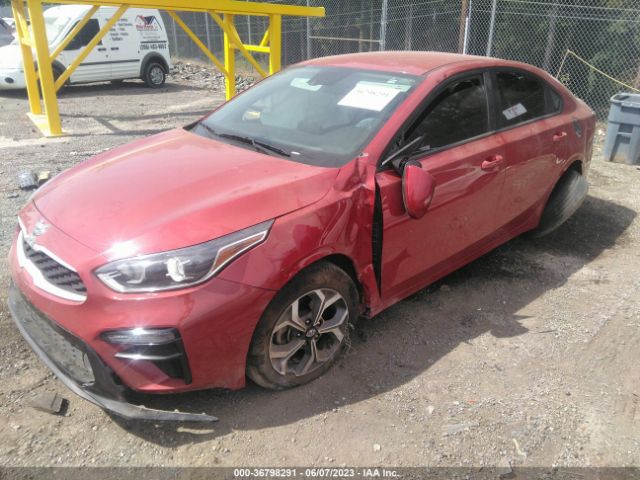 3KPF24AD8ME307264 KIA Forte Lxs